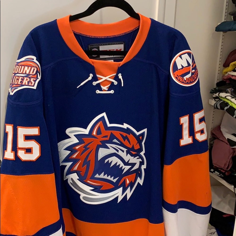 Bridgeport Sound Tigers Jersey